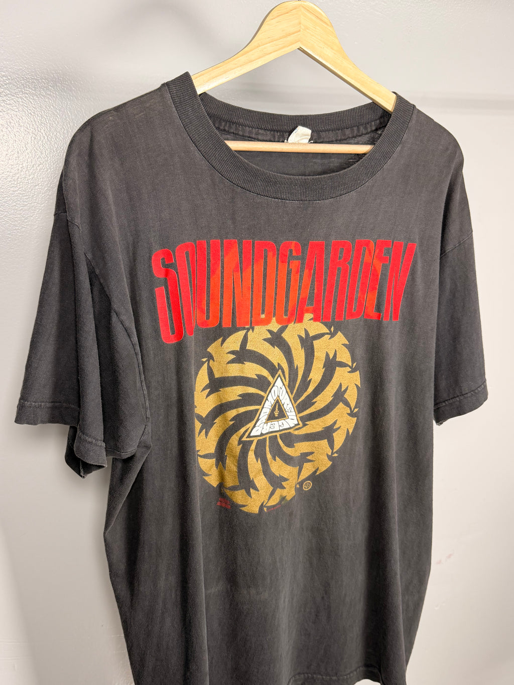 Vintage 90's Soundgarden Badmotorfinger Faded T-Shirt
