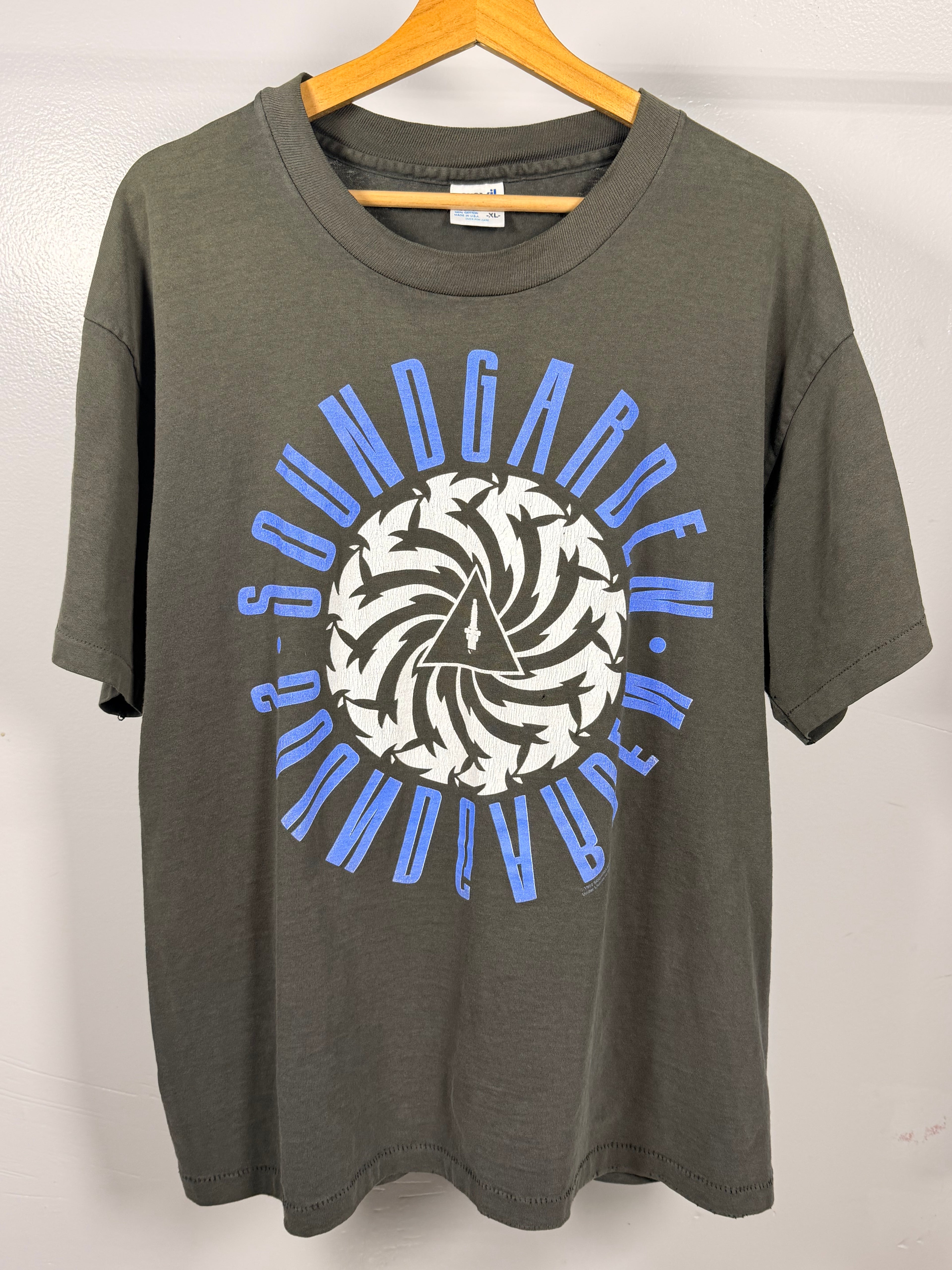 Vintage 90's Soundgarden Badmotorfinger Faded T-Shirt